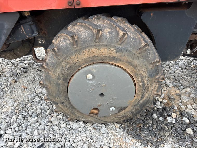 image for item YA3078 2016 Ditch Witch 410SX trencher