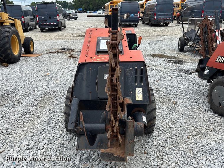 image for item YA3079 2016 Ditch Witch 410SX trencher