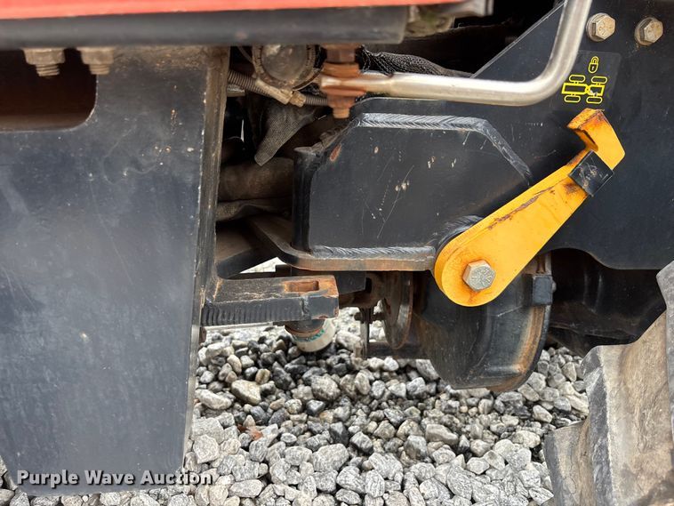 image for item YA3079 2016 Ditch Witch 410SX trencher