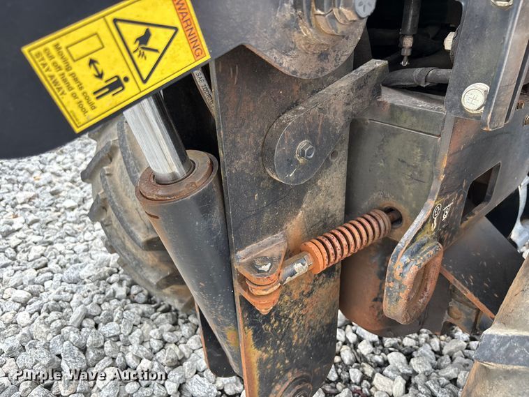 image for item YA3079 2016 Ditch Witch 410SX trencher