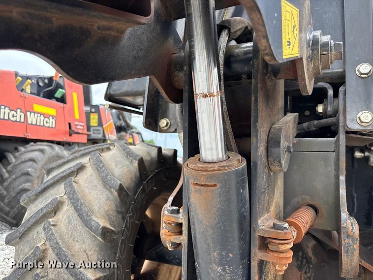 image for item YA3079 2016 Ditch Witch 410SX trencher
