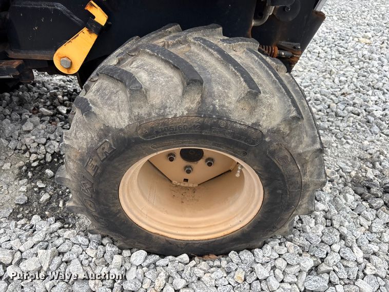 image for item YA3079 2016 Ditch Witch 410SX trencher
