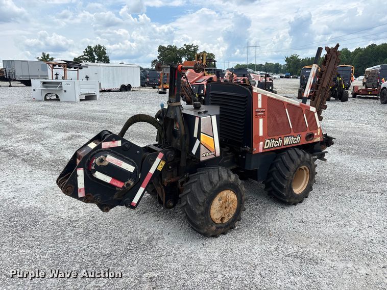 image for item YA3080 2015 Ditch Witch 410SX trencher