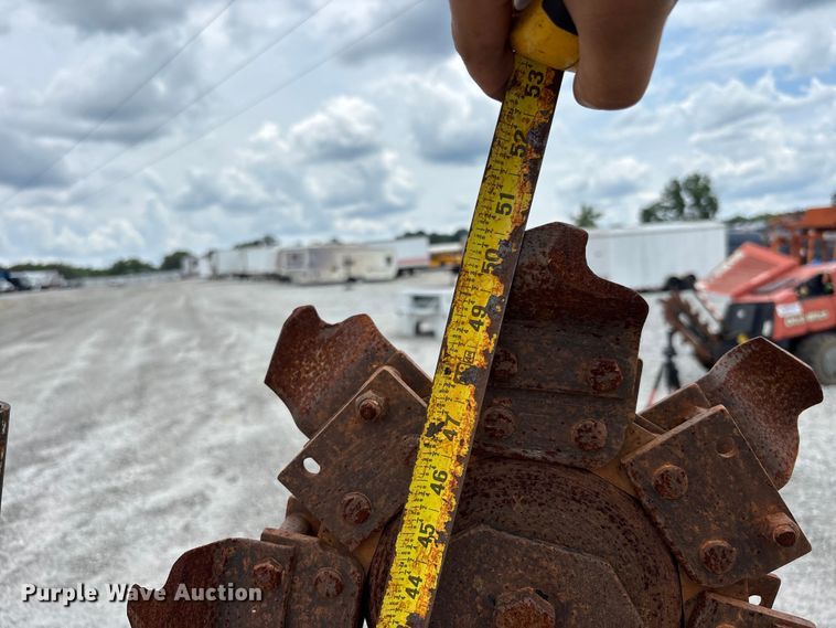image for item YA3080 2015 Ditch Witch 410SX trencher