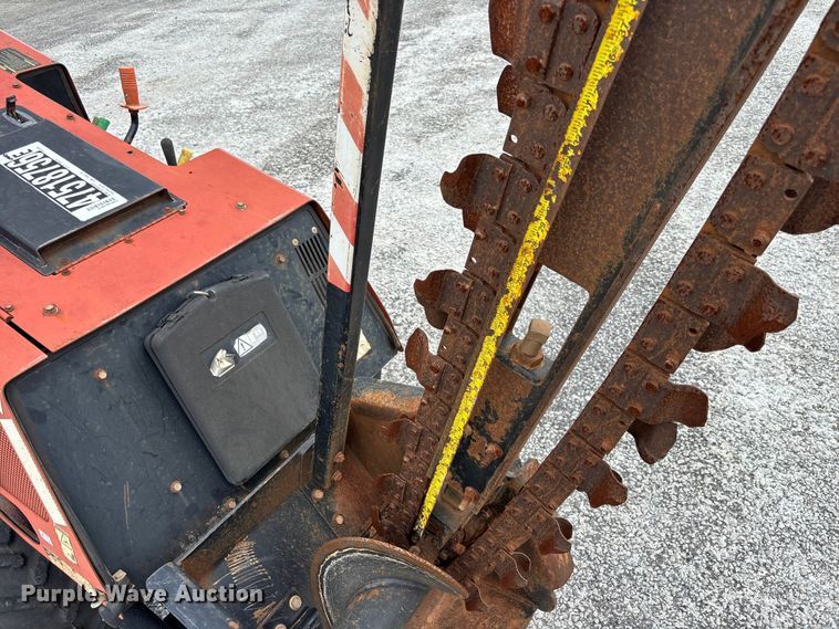 image for item YA3080 2015 Ditch Witch 410SX trencher