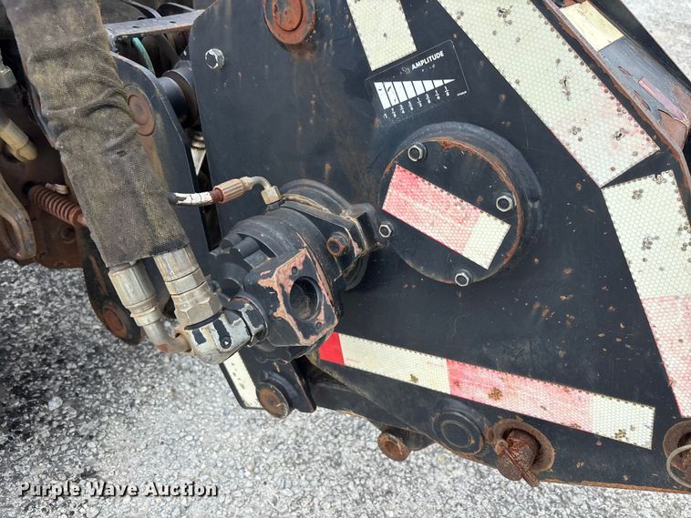 image for item YA3080 2015 Ditch Witch 410SX trencher