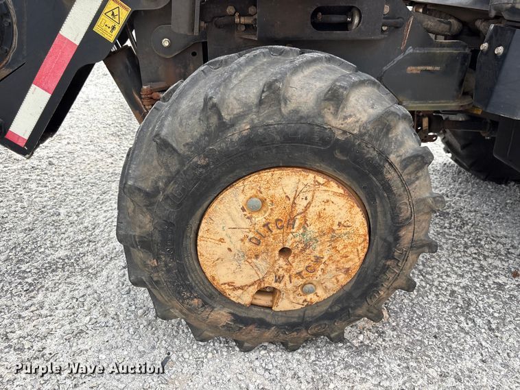 image for item YA3080 2015 Ditch Witch 410SX trencher