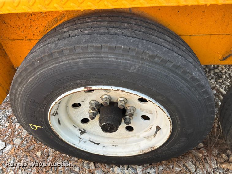 image for item YA3081 2020 Lucon 5T142BW-HDP equipment trailer