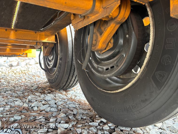 image for item YA3082 2020 Lucon 5T142BW-HDP equipment trailer