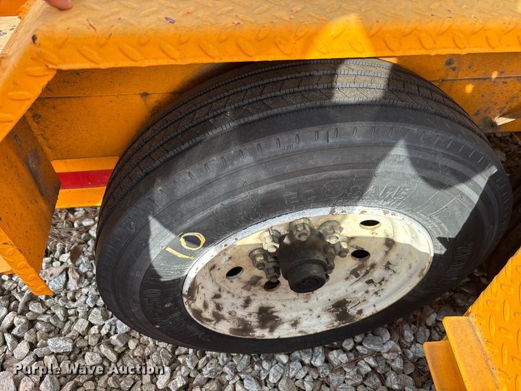 image for item YA3083 2020 Lucon 5T142BW-HDP equipment trailer