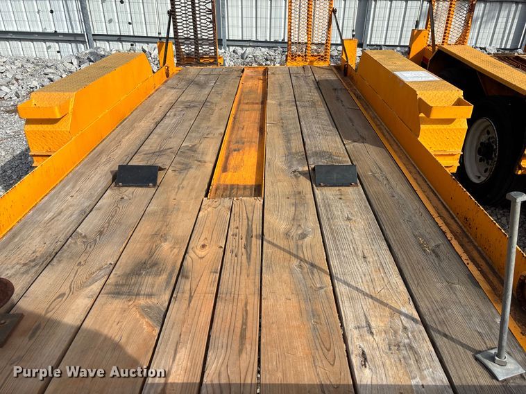image for item YA3085 2020 Lucon 5T142BW-HDP equipment trailer