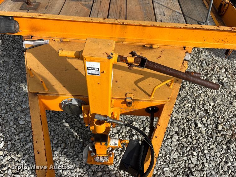 image for item YA3085 2020 Lucon 5T142BW-HDP equipment trailer