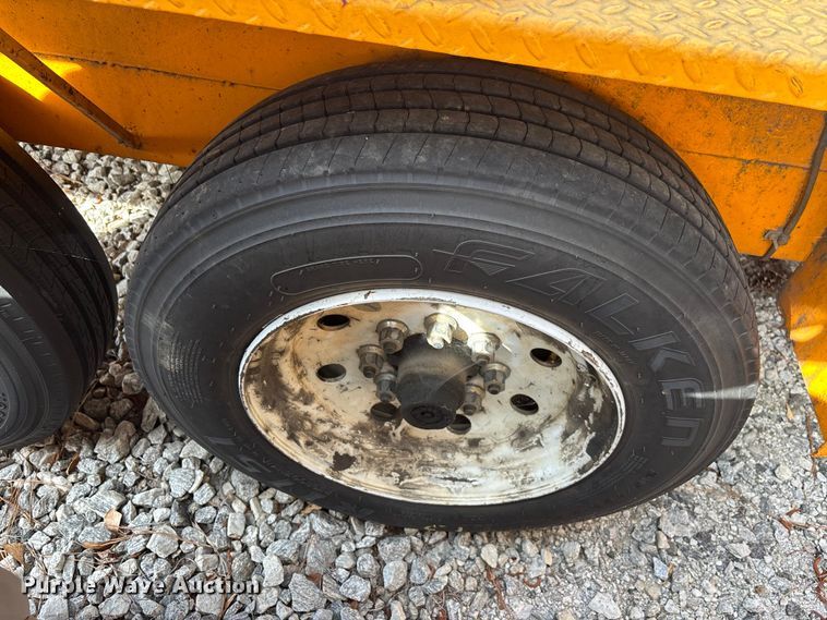image for item YA3085 2020 Lucon 5T142BW-HDP equipment trailer