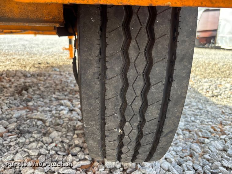 image for item YA3085 2020 Lucon 5T142BW-HDP equipment trailer