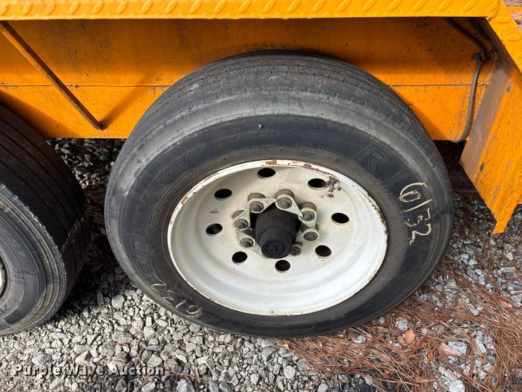 image for item YA3086 2020 Lucon 5T142BW-HDP equipment trailer