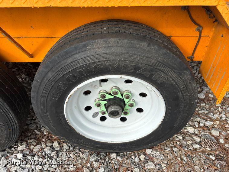 image for item YA3088 2020 Lucon 5T142BW-HDP equipment trailer