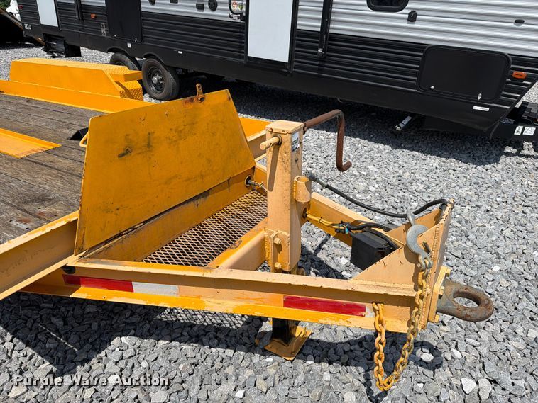 image for item YA3105 2020 Lucon 5T142BW-HDP equipment trailer