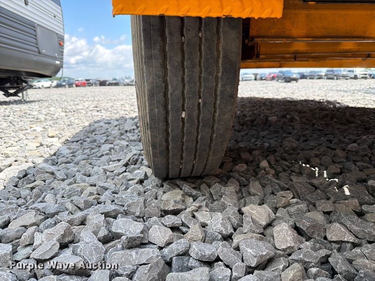 image for item YA3105 2020 Lucon 5T142BW-HDP equipment trailer