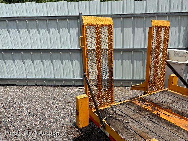 image for item YA3109 2020 Lucon ST142BW-HDP equipment trailer