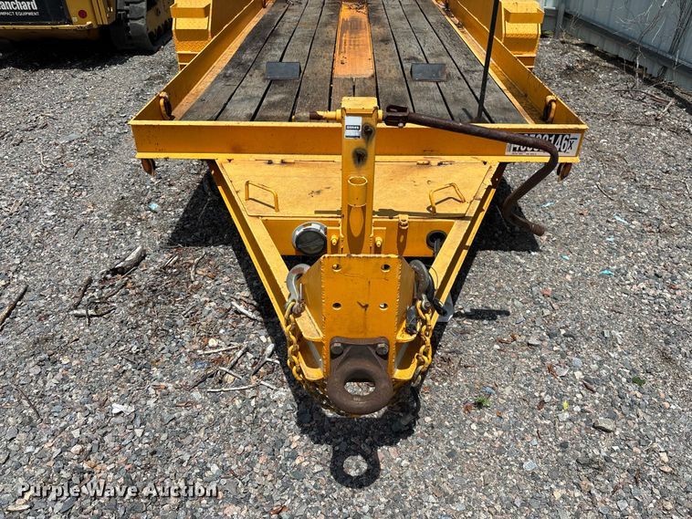 image for item YA3109 2020 Lucon ST142BW-HDP equipment trailer