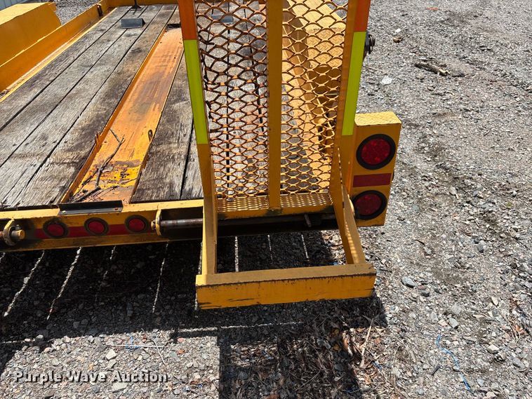 image for item YA3109 2020 Lucon ST142BW-HDP equipment trailer