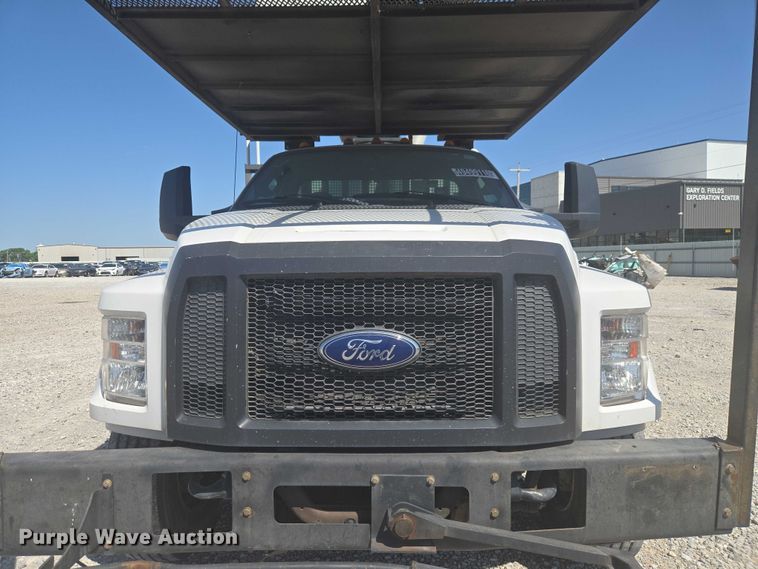 image for item YA3192 2017 Ford F750 Super Duty forestry bucket truck