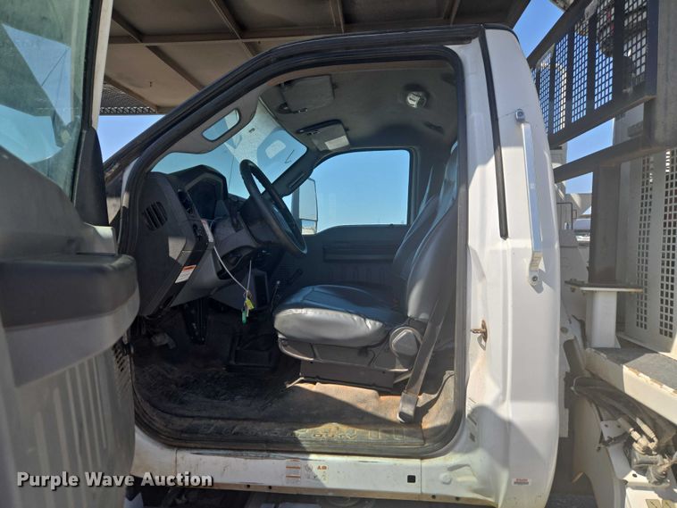 image for item YA3192 2017 Ford F750 Super Duty forestry bucket truck