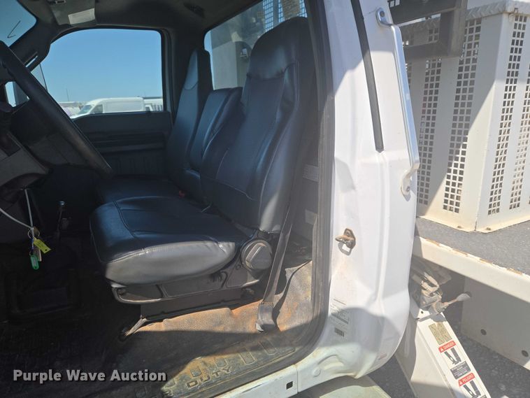 image for item YA3192 2017 Ford F750 Super Duty forestry bucket truck