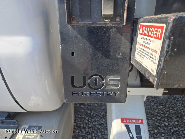 image for item YA3193 2017 Ford F750 forestry bucket truck