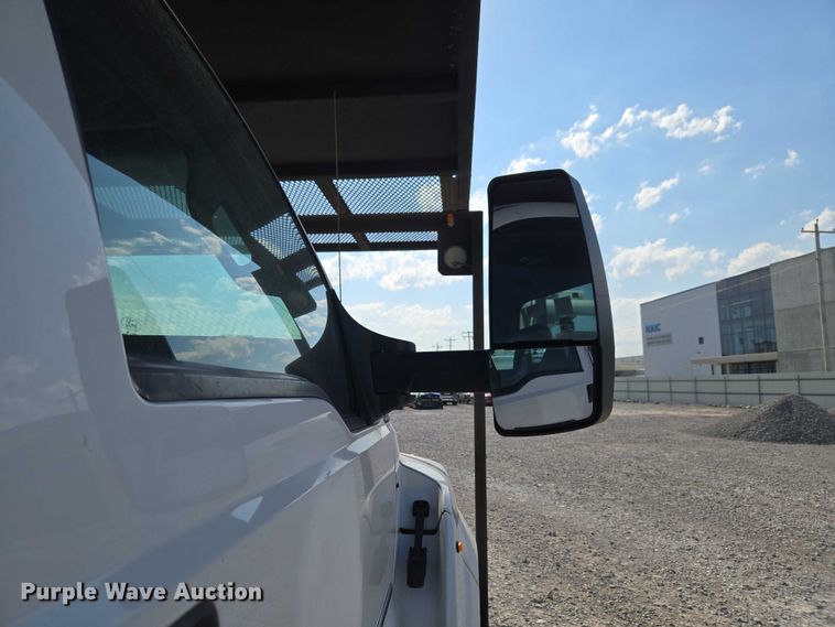 image for item YA3193 2017 Ford F750 forestry bucket truck