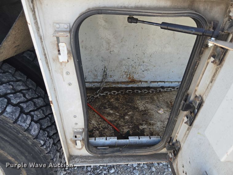 image for item YA3193 2017 Ford F750 forestry bucket truck