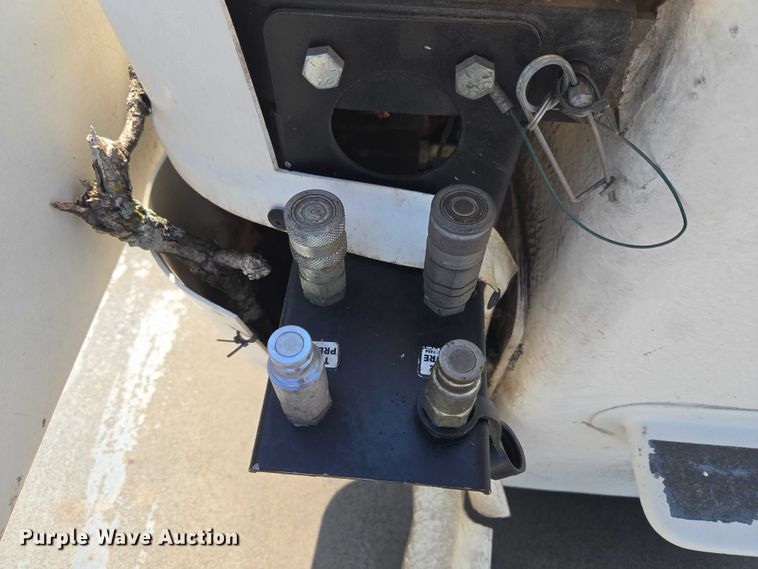image for item YA3193 2017 Ford F750 forestry bucket truck