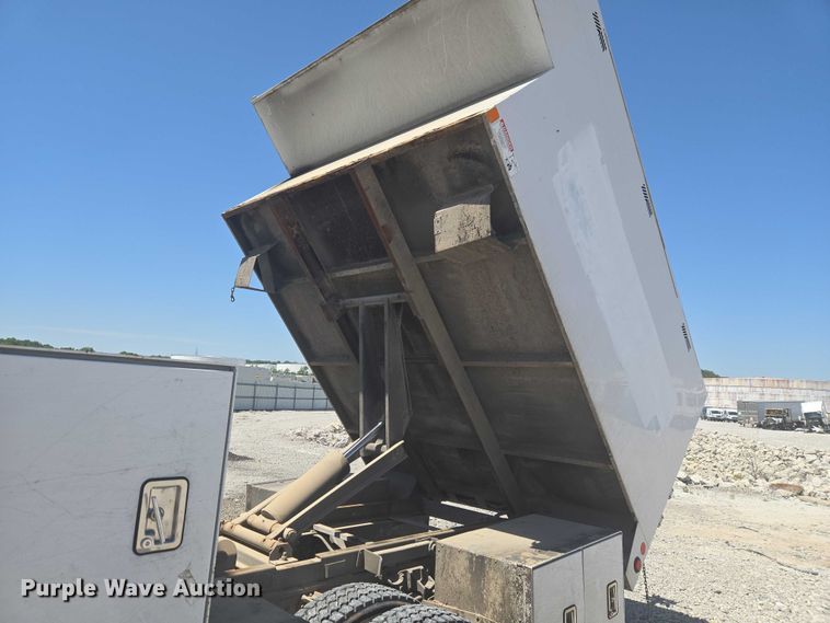 image for item YA3193 2017 Ford F750 forestry bucket truck