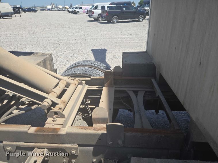 image for item YA3193 2017 Ford F750 forestry bucket truck