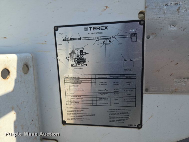 image for item YA3193 2017 Ford F750 forestry bucket truck