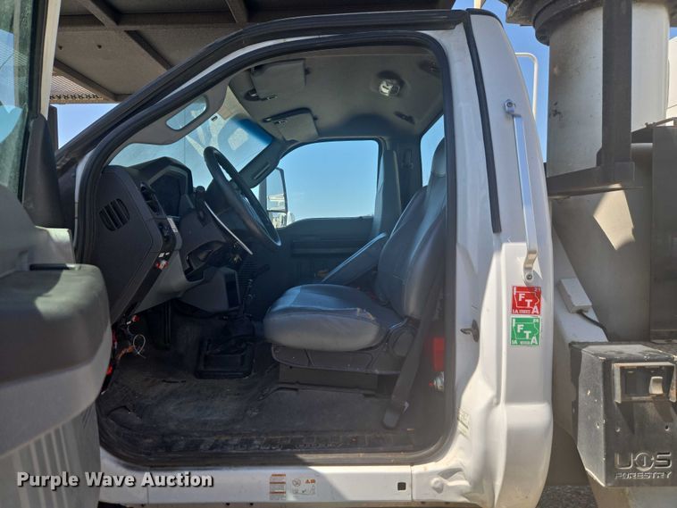 image for item YA3193 2017 Ford F750 forestry bucket truck