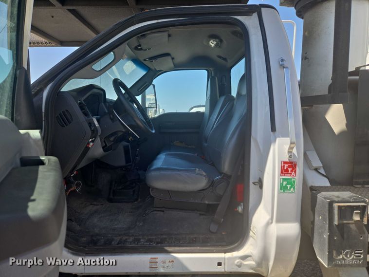 image for item YA3193 2017 Ford F750 forestry bucket truck