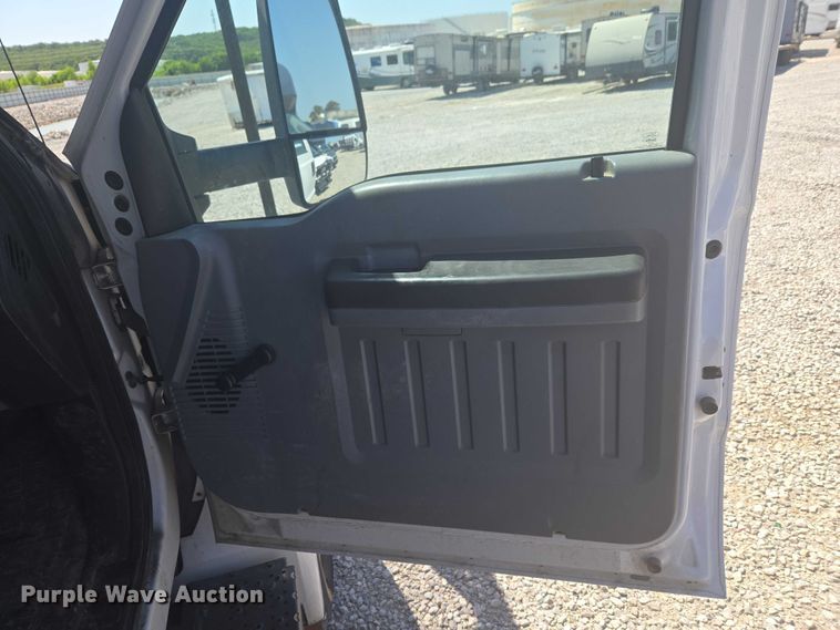 image for item YA3193 2017 Ford F750 forestry bucket truck
