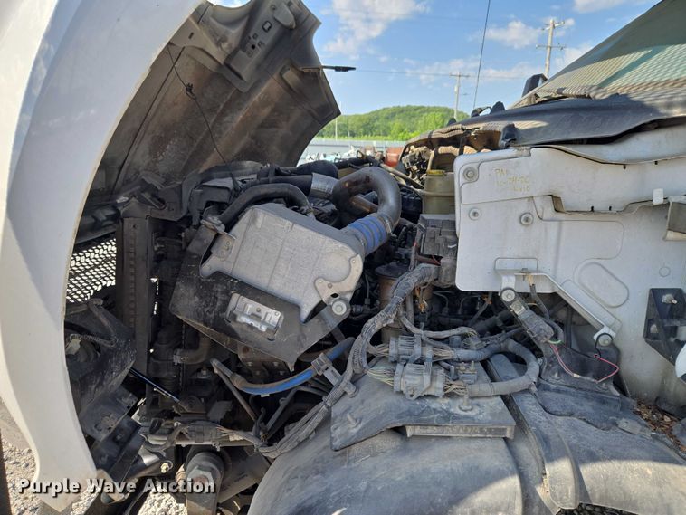 image for item YA3193 2017 Ford F750 forestry bucket truck