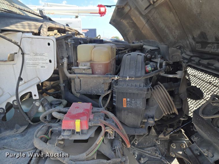 image for item YA3193 2017 Ford F750 forestry bucket truck