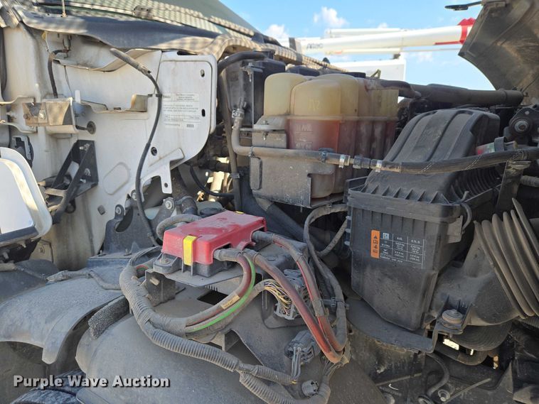 image for item YA3193 2017 Ford F750 forestry bucket truck