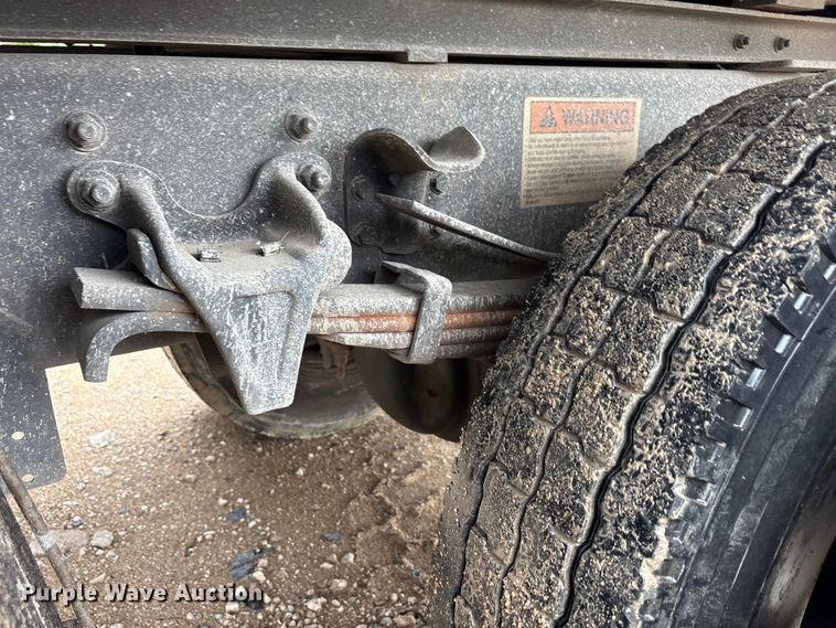 image for item YA3239 2018 Freightliner Business Class M2 forestry bucket truck