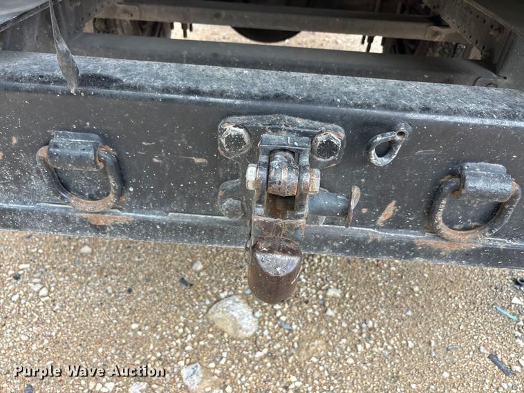 image for item YA3239 2018 Freightliner Business Class M2 forestry bucket truck