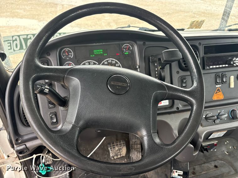 image for item YA3239 2018 Freightliner Business Class M2 forestry bucket truck