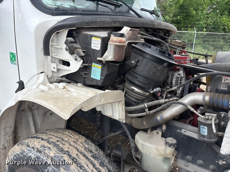 image for item YA3239 2018 Freightliner Business Class M2 forestry bucket truck