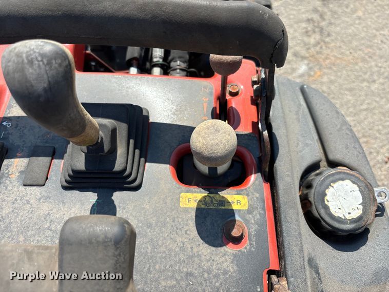 image for item YA3262 2014 Ditch Witch R300 cable plow
