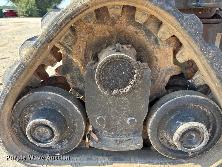 image for item YA3262 2014 Ditch Witch R300 cable plow
