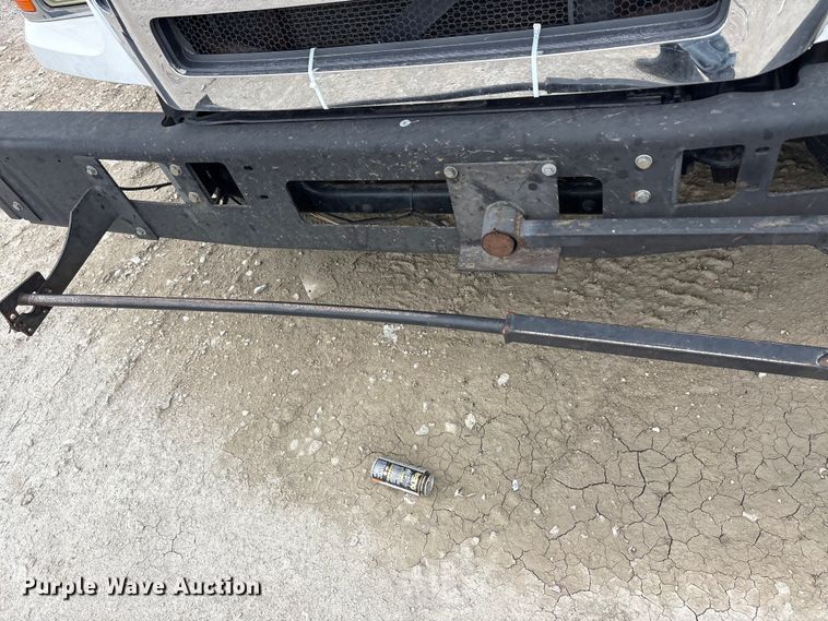 image for item YA3304 2015 Ford F750 Super Duty forestry bucket truck