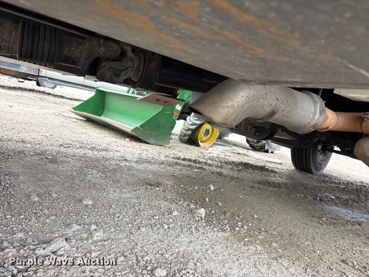 image for item YA3304 2015 Ford F750 Super Duty forestry bucket truck