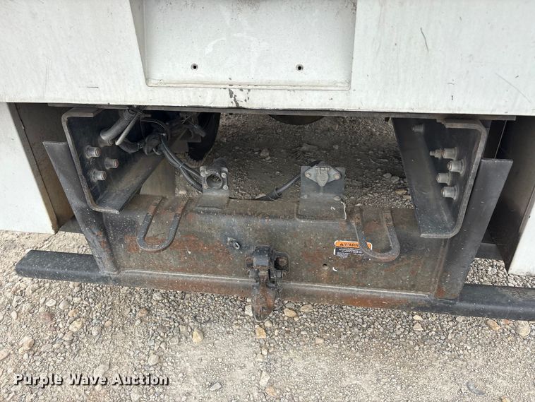 image for item YA3304 2015 Ford F750 Super Duty forestry bucket truck